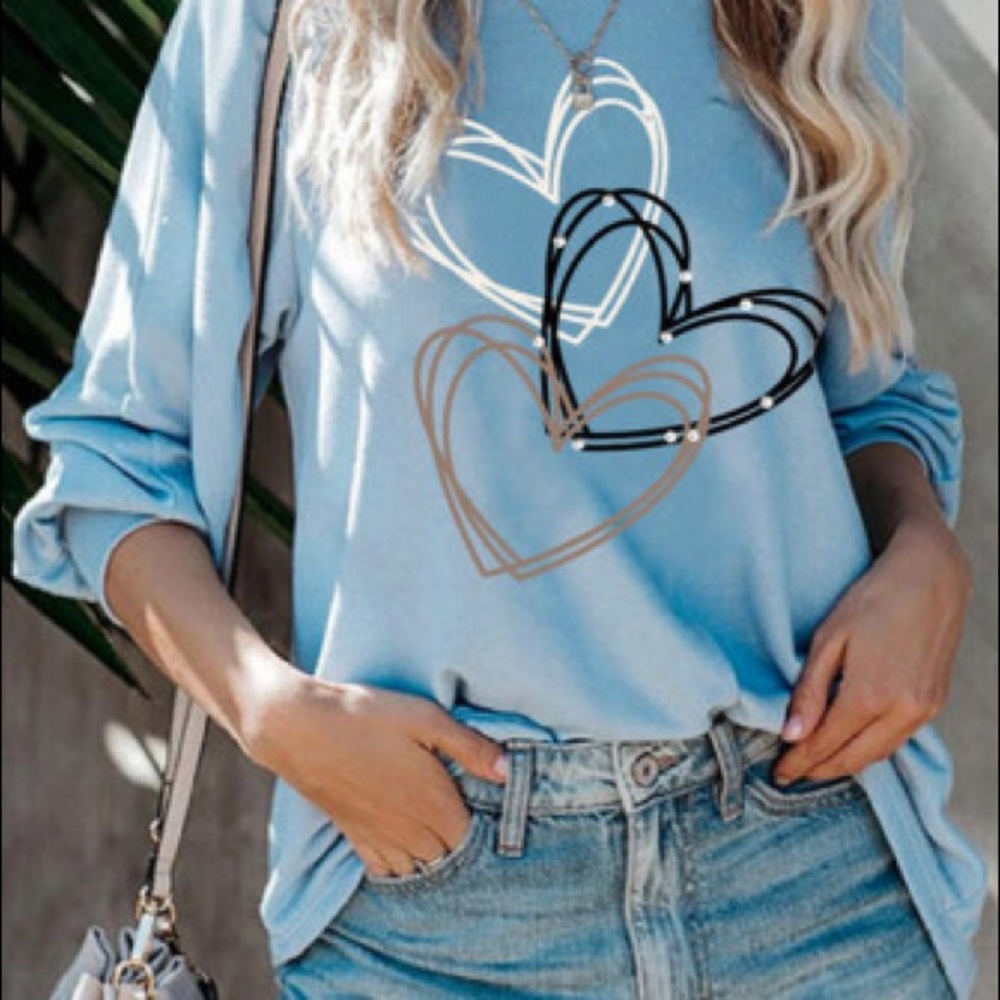 Clothes - Picture 11 of 16